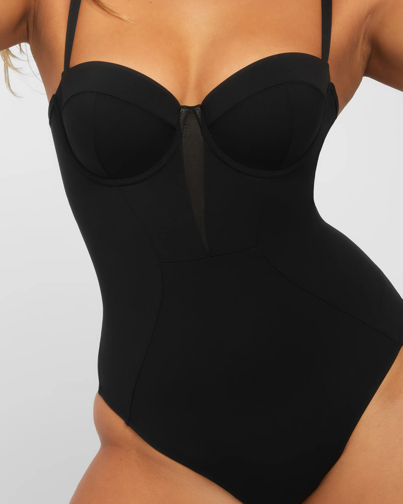 Bombshell - Black - Image 5
