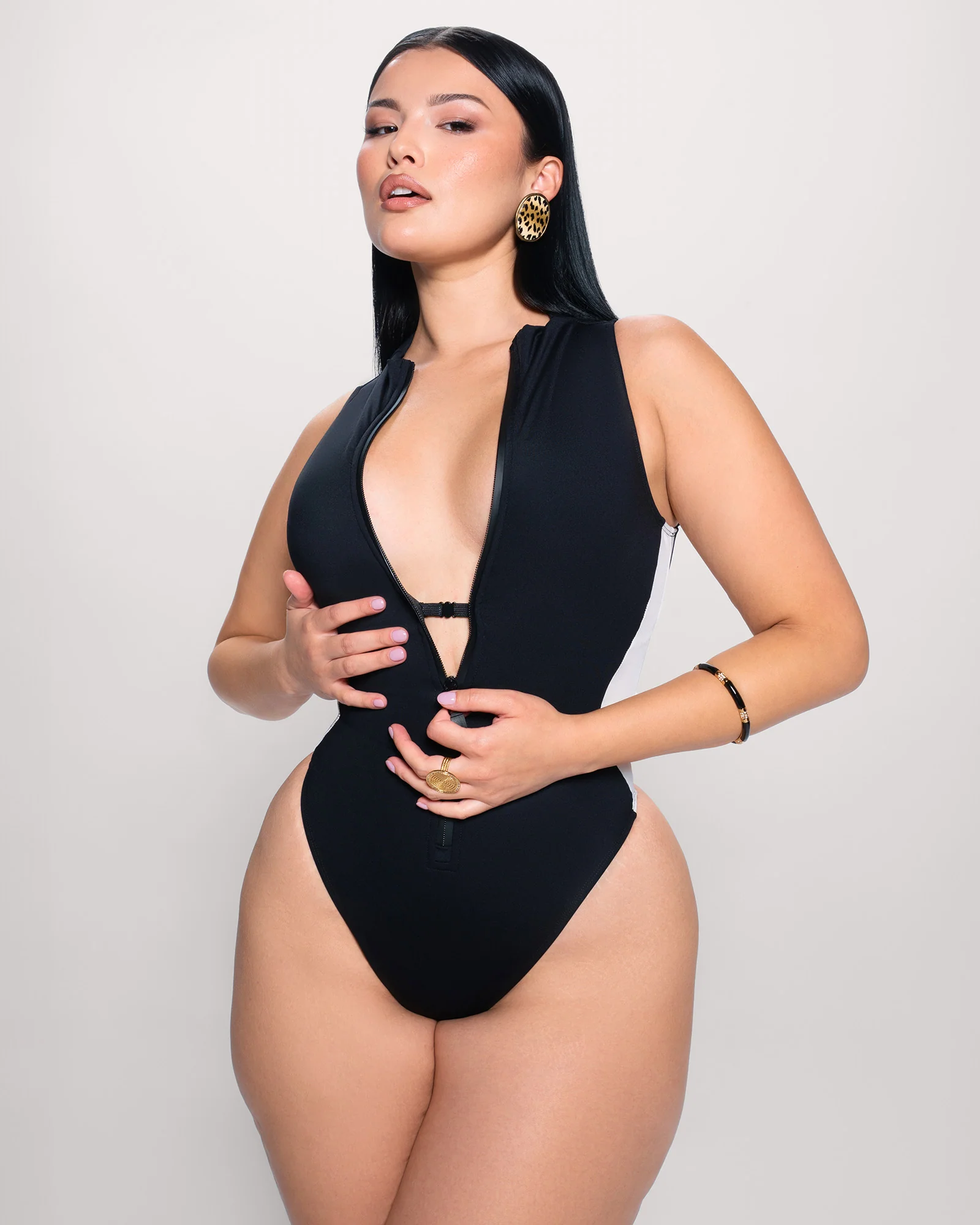 Hi Cut Sleeveless Surfy - Contour Black/White - Image 3